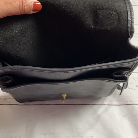 VTG COACH leather crossbody - Picture 7 of 11